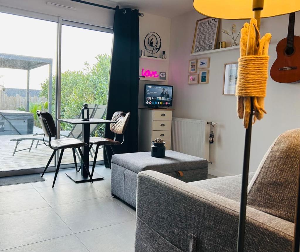 Studio & Spa La Discrete Saint-Evarzec Екстер'єр фото